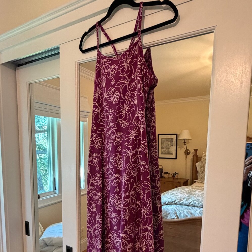 Floral Print Midi Dress in Plum